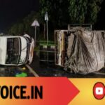 ಬಾಳೆಕಾಯಿ ಪಿಕಪ್ ಪಲ್ಟಿ; ಡಿವೈಡರ್ ಏರಿ ಕಂಬಕ್ಕೆ ಕಾರು!